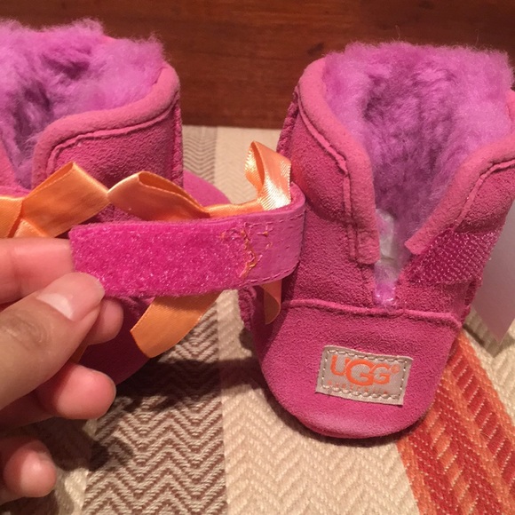 Ugg infant Jesse Bow Princess Pink Slip-ons - Picture 6 of 8